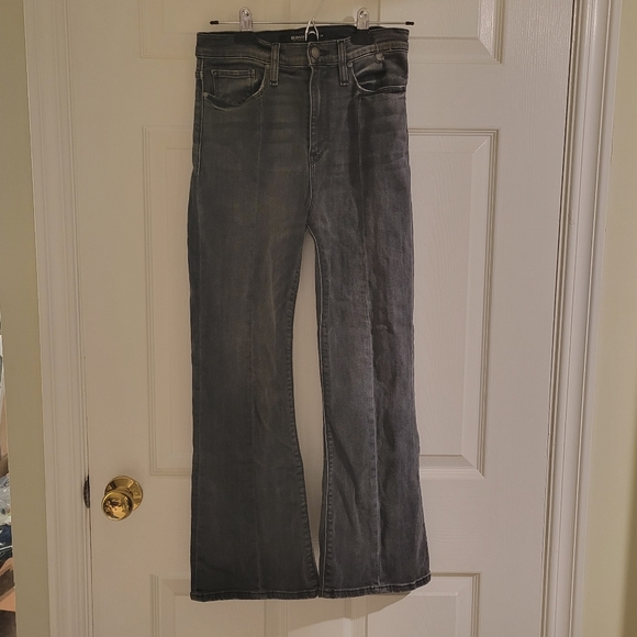 Hudson Holly Mid Rise Cropped Flare Slit Back Jeans - Picture 2 of 13